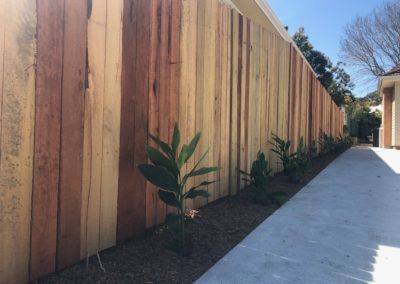 Hardwood Butted Paling Fence