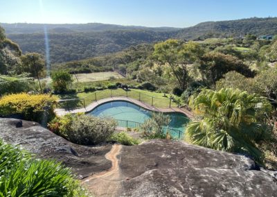 Custom Curved Powder Coated Aluminium Flat Top Pool Fencing and Gate