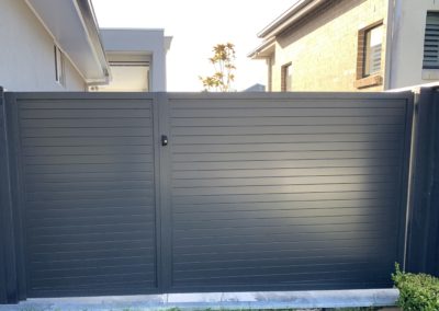 Horizontal Slatted Aluminium Gate